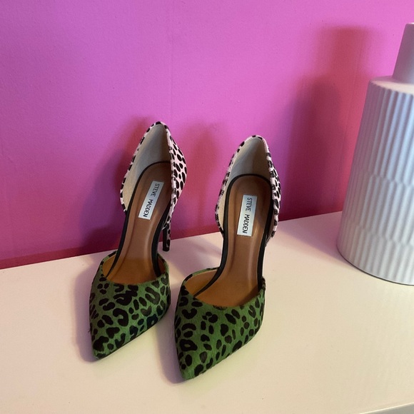 Steve Madden Shoes - Steve Madden Calf hair Pumps Size 8 1/2
